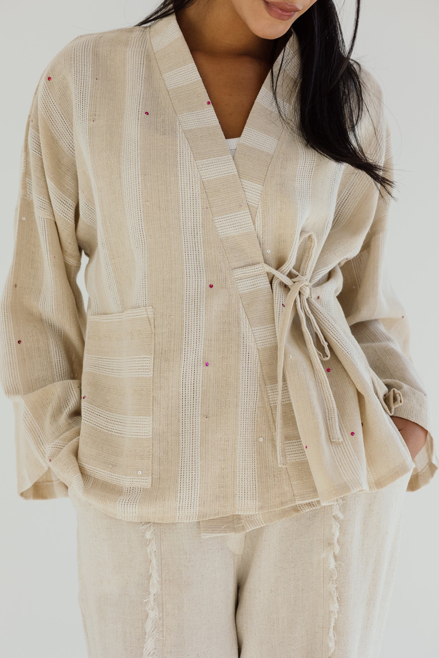 Sandy toes wrap top