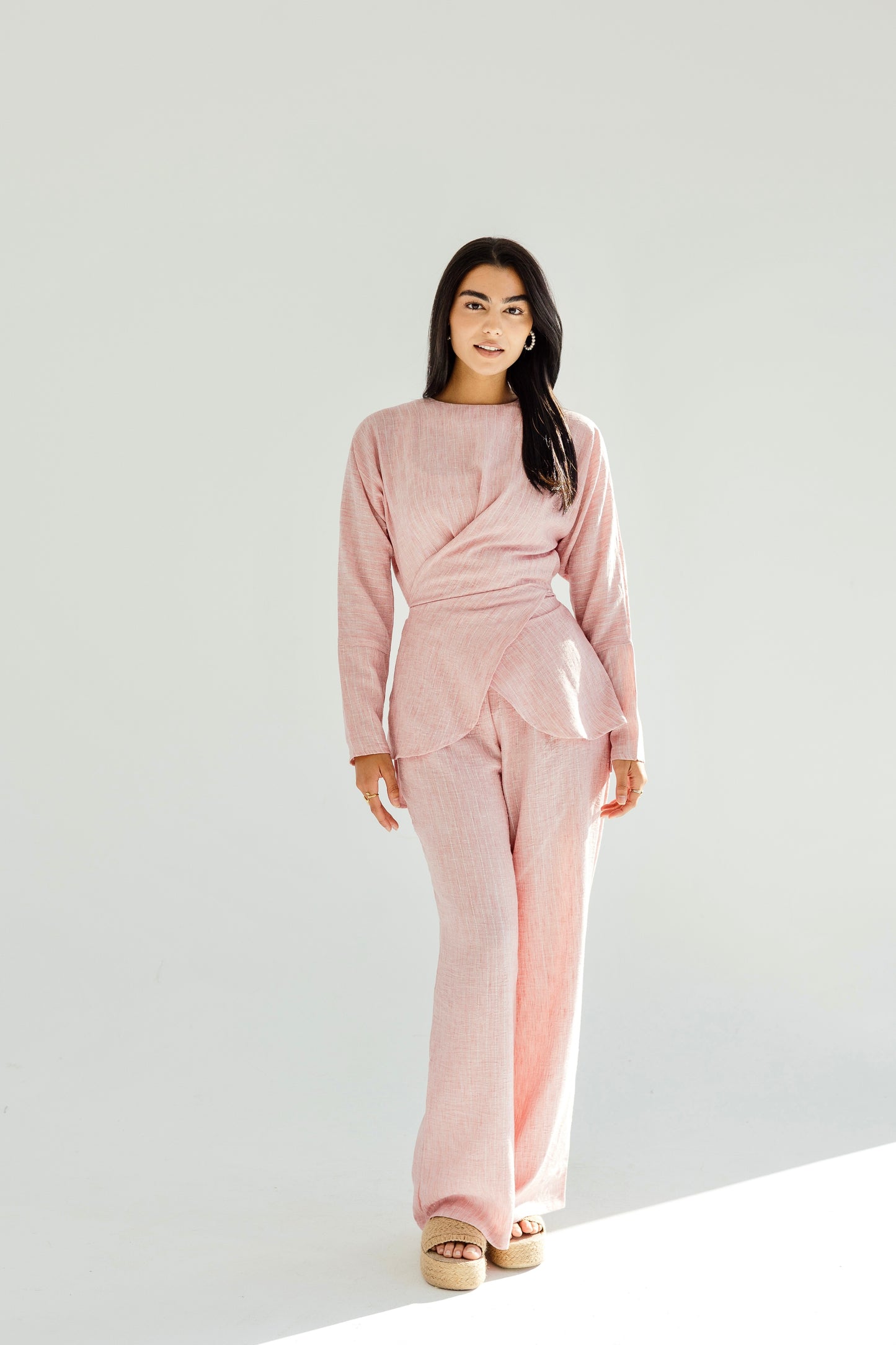 Shine lined wrap set in coral pink