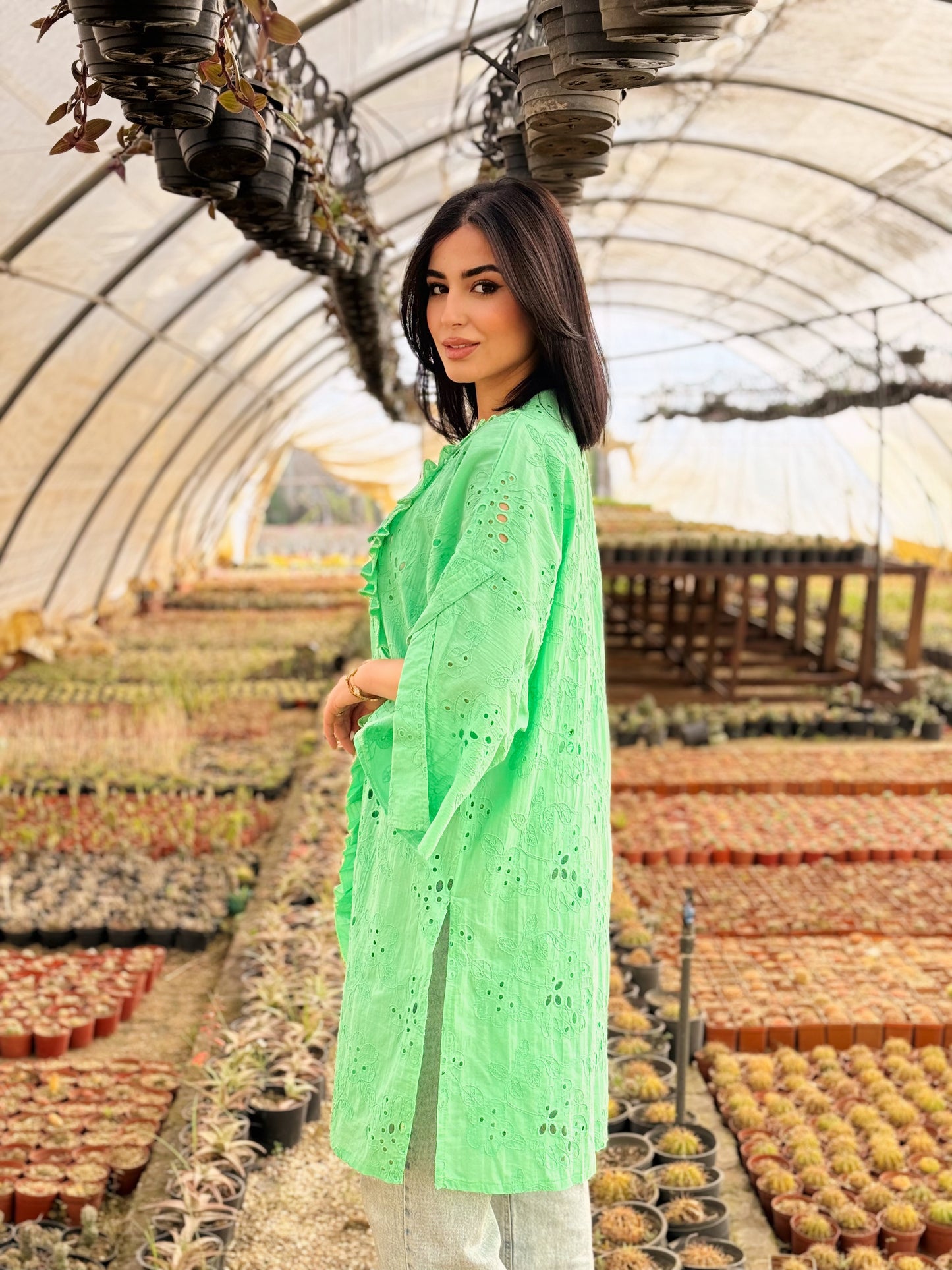 Embroidery kimono in green