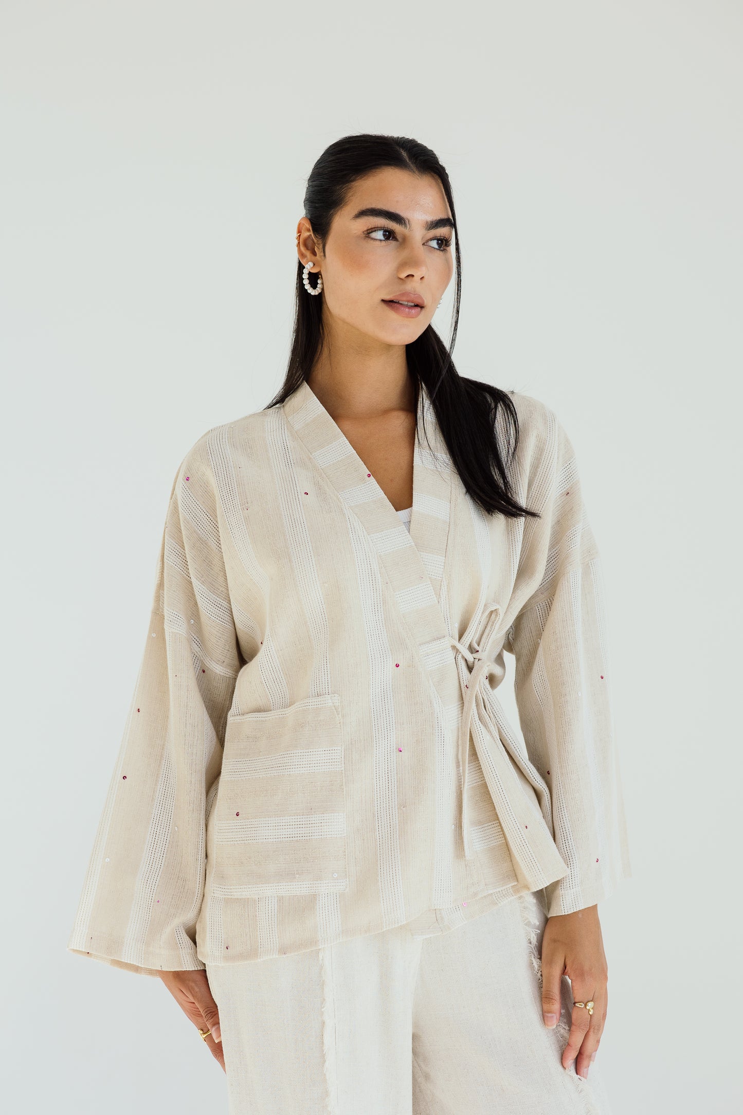 Sandy toes wrap top