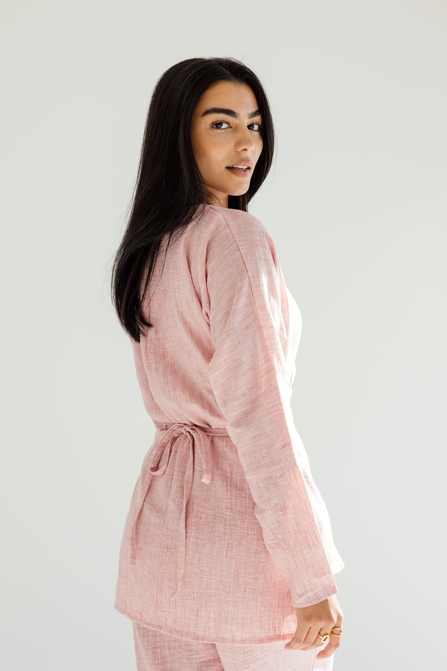 Shine lined wrap set in coral pink