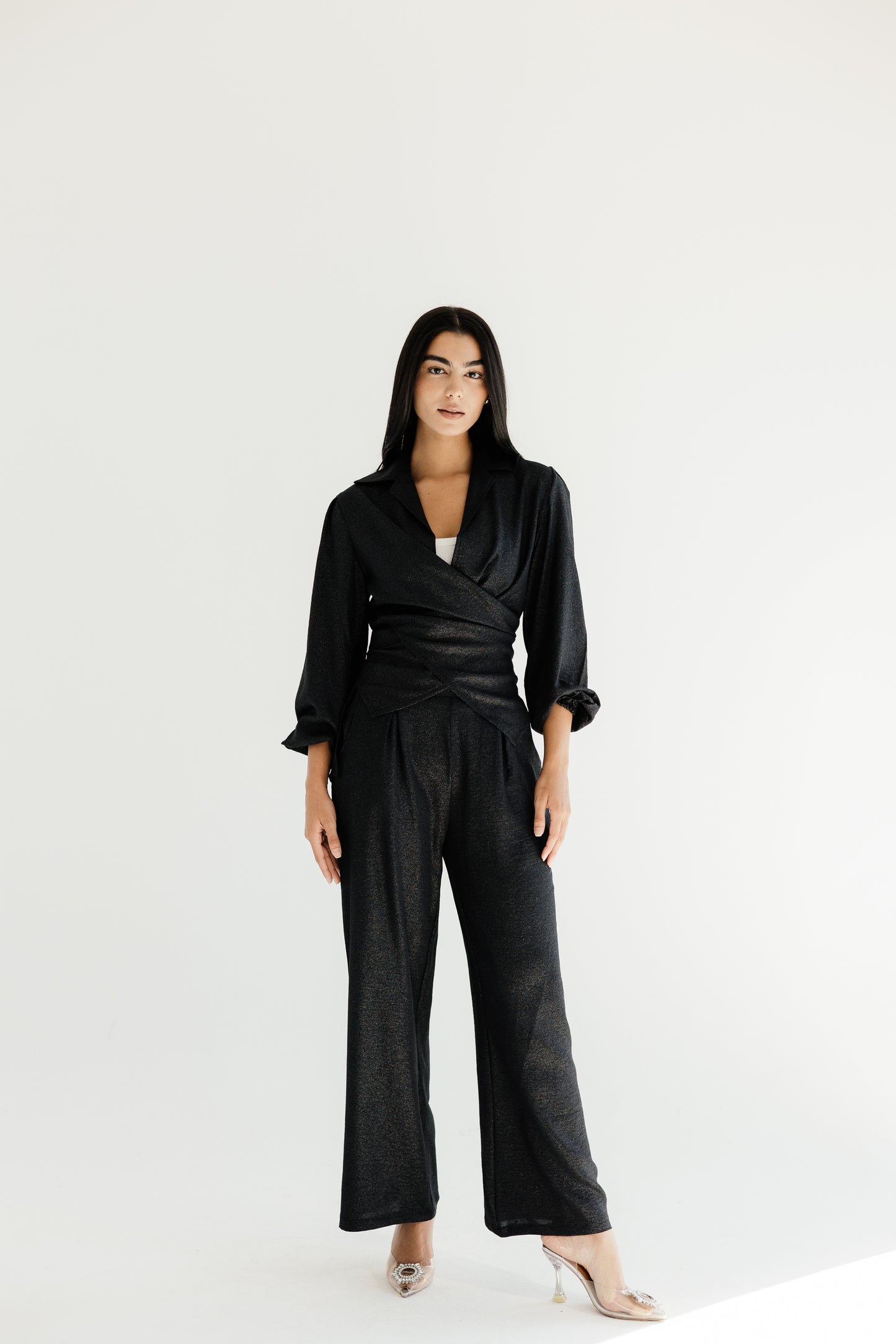 Dazzle shimmer set in black