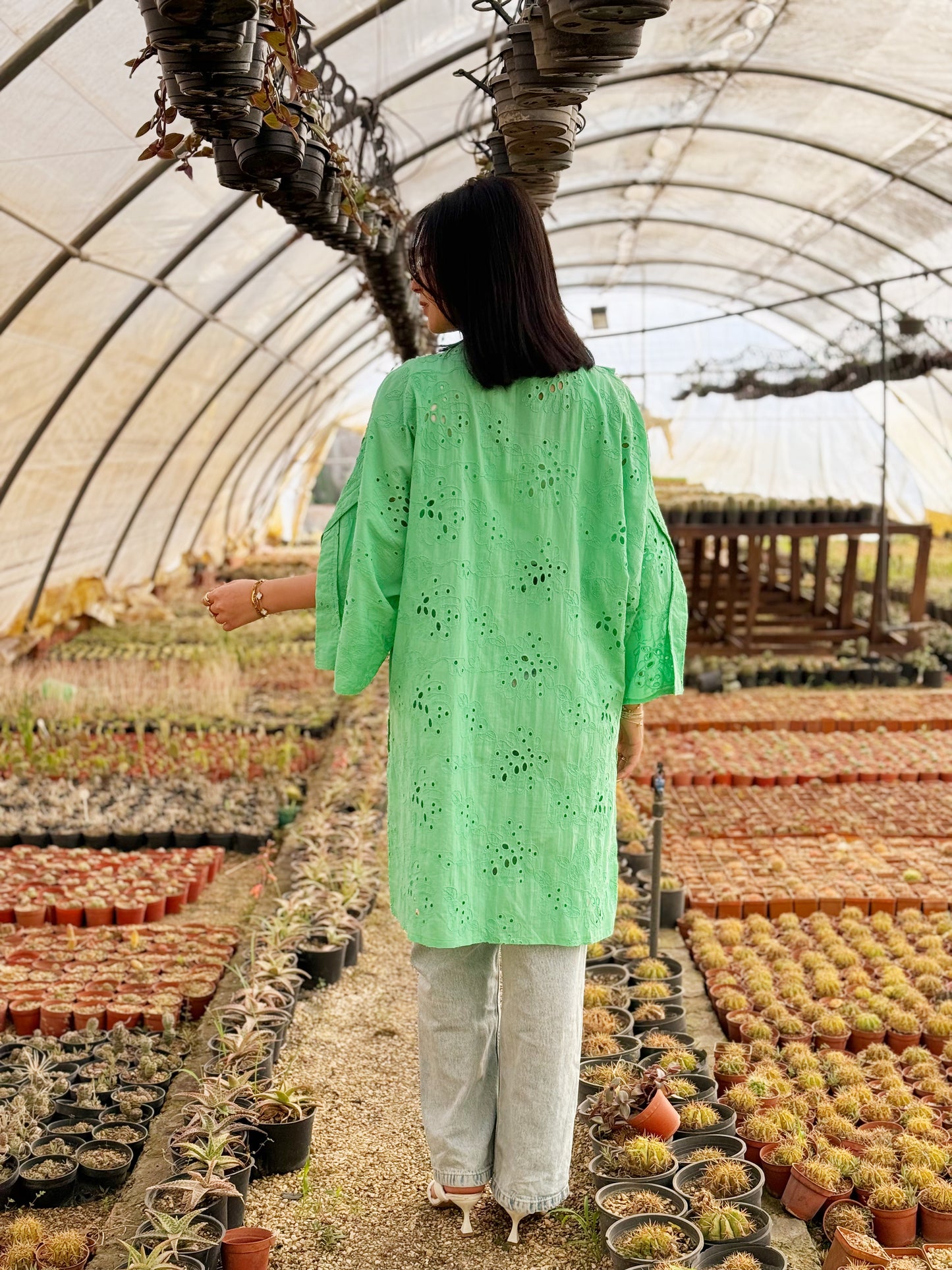 Embroidery kimono in green