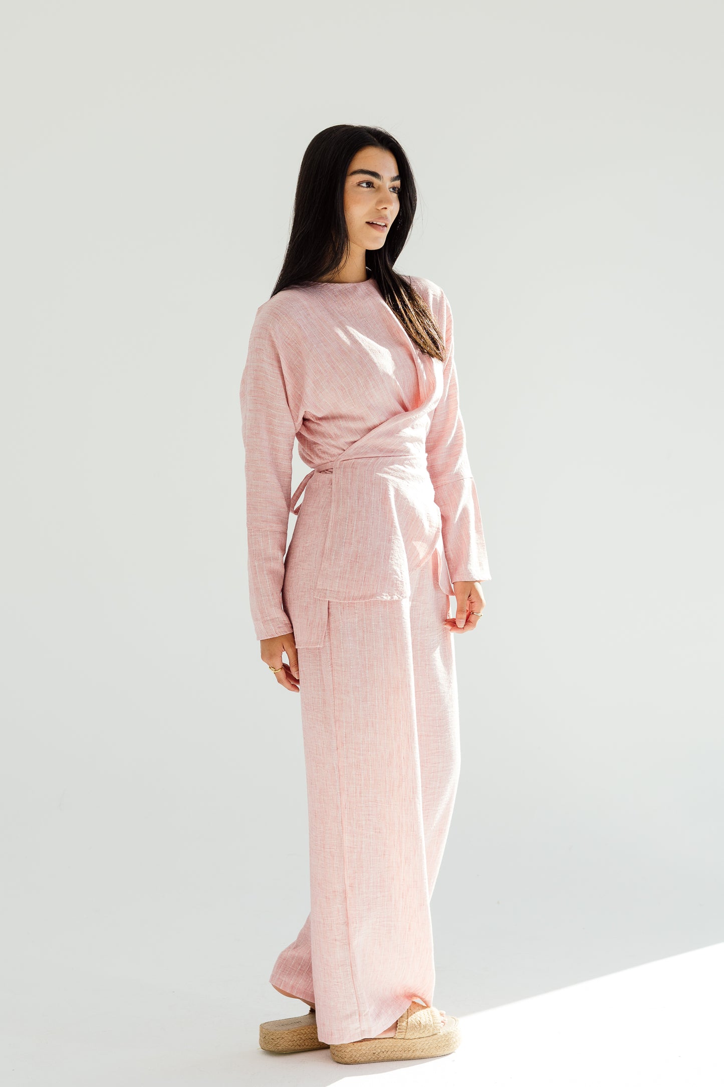 Shine lined wrap set in coral pink