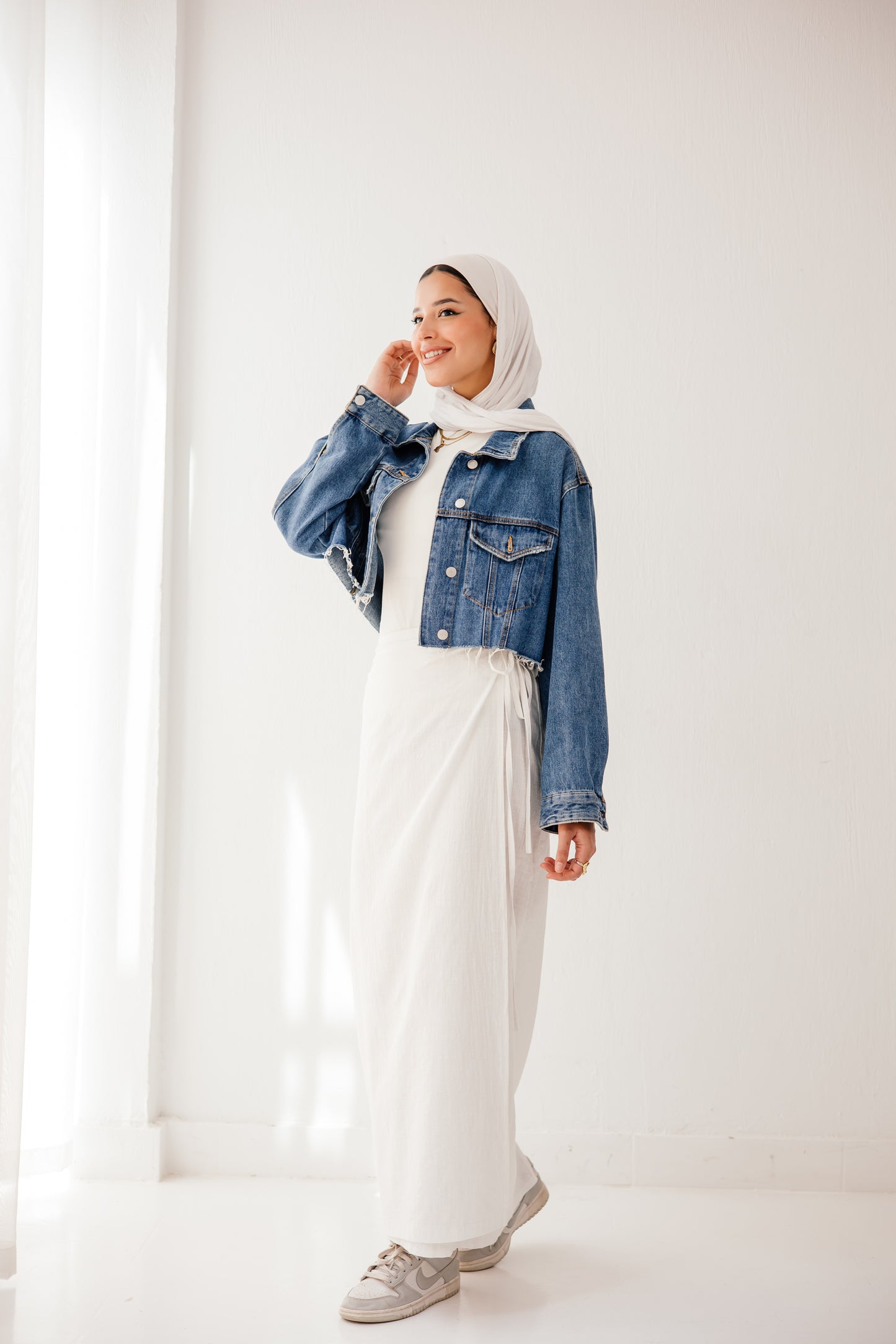 The wrap skirt in white