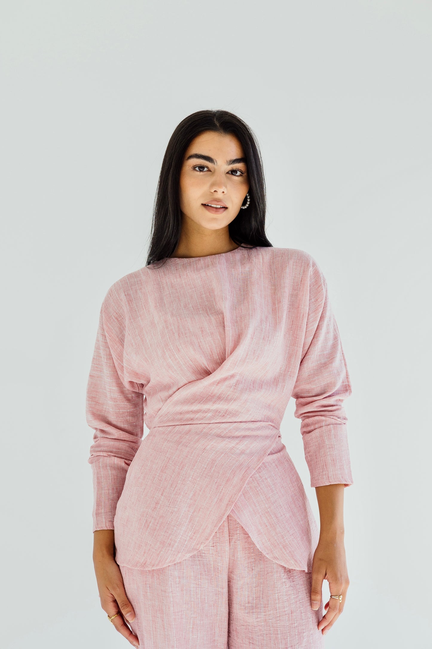 Shine lined wrap set in coral pink