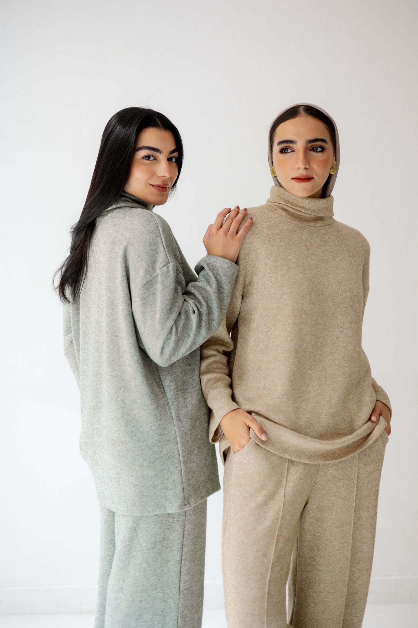 Chill & Glow Set in Olive