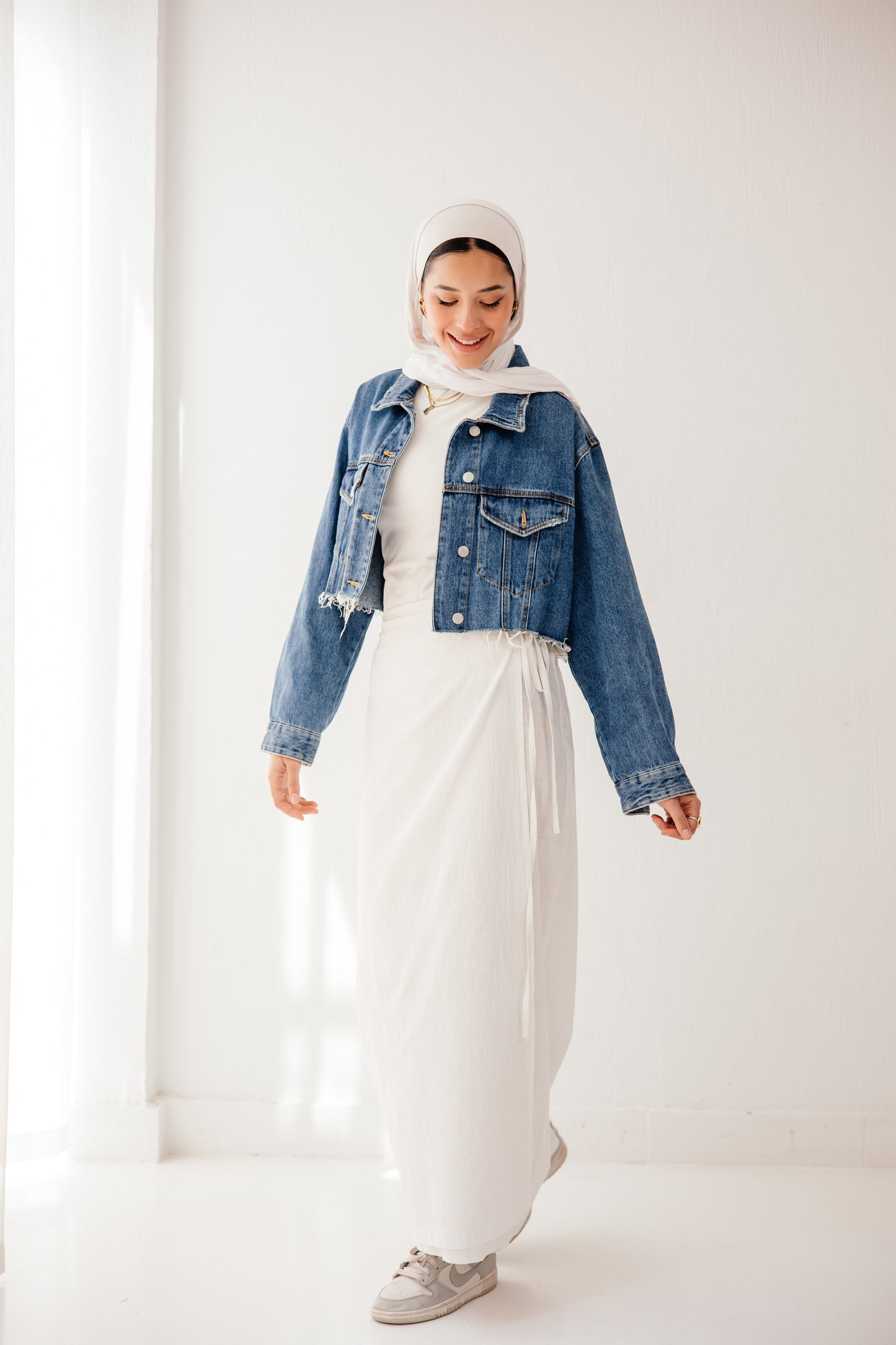 The wrap skirt in white