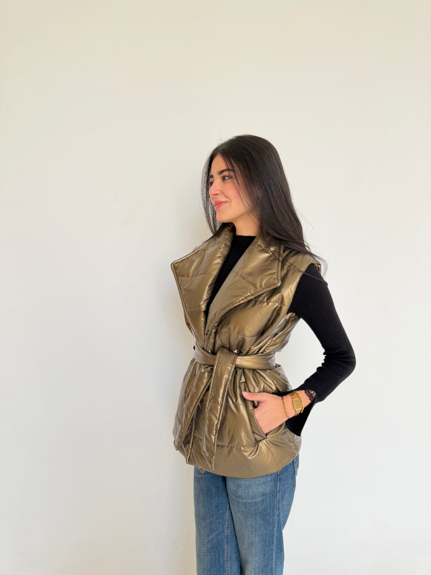 Puffer vest in gold