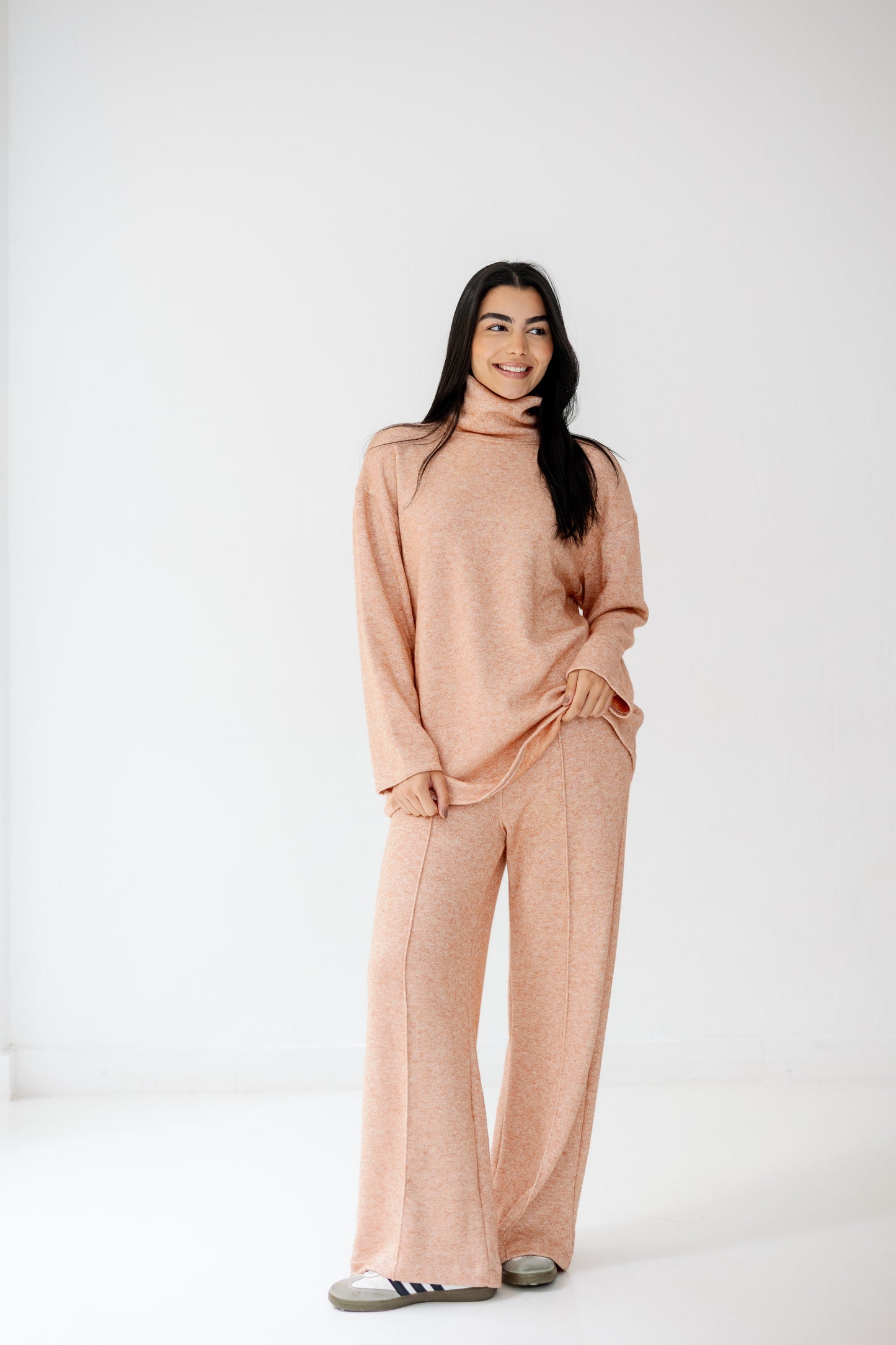 Chill & Glow Set in Peach