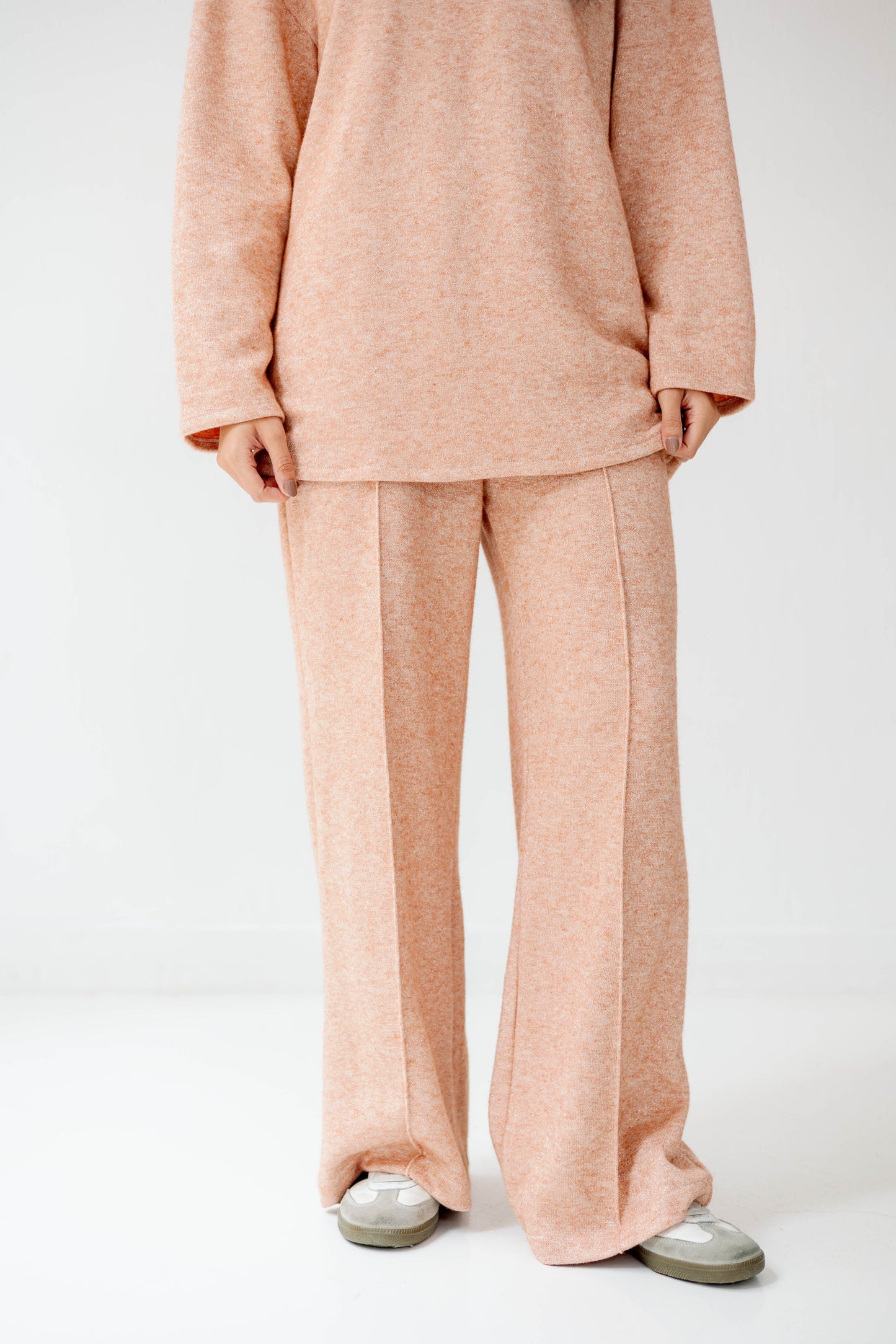 Chill & Glow Set in Peach