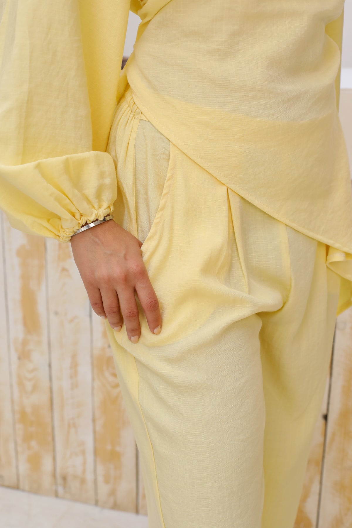The harmony set in yellow