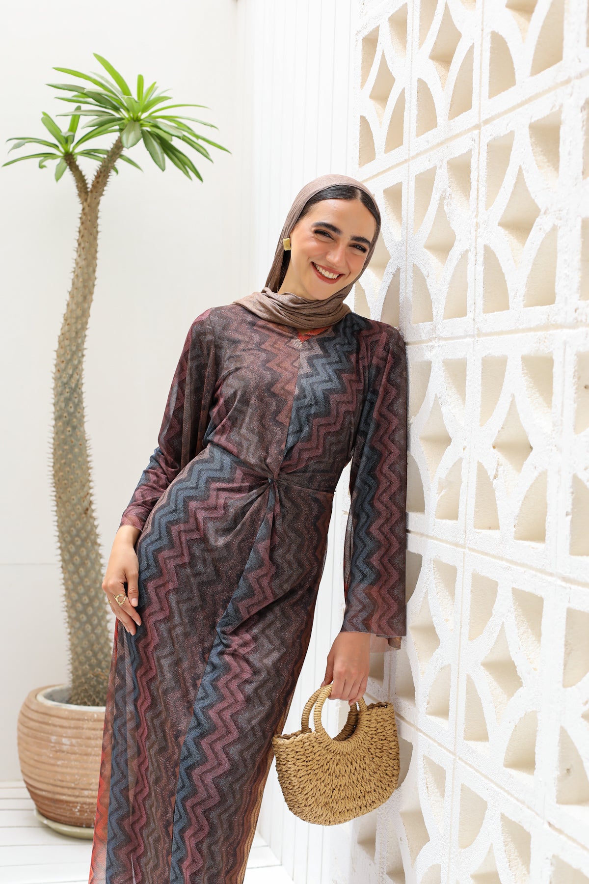 Mocha wave coverup