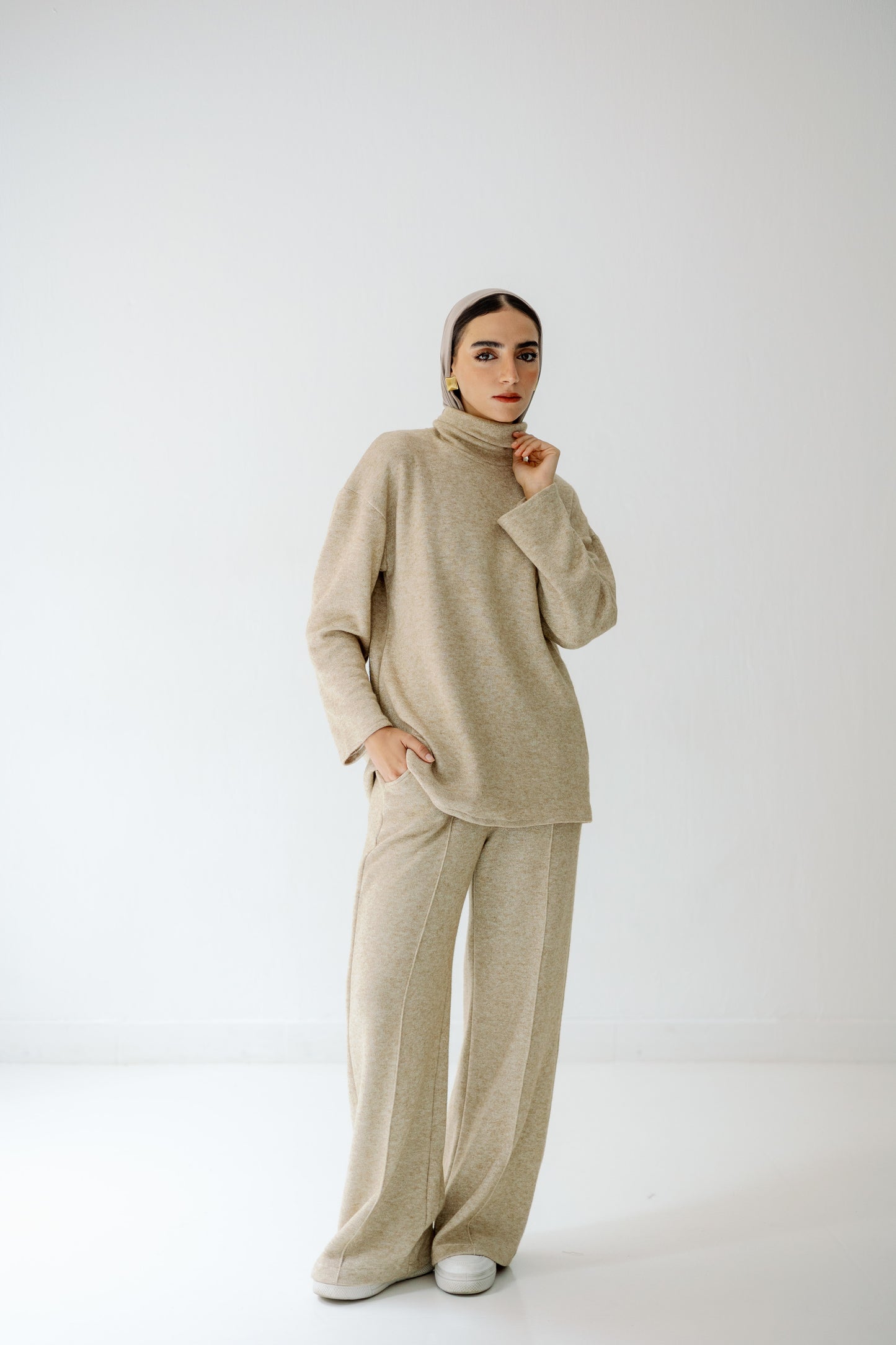 Chill & Glow Set In beige