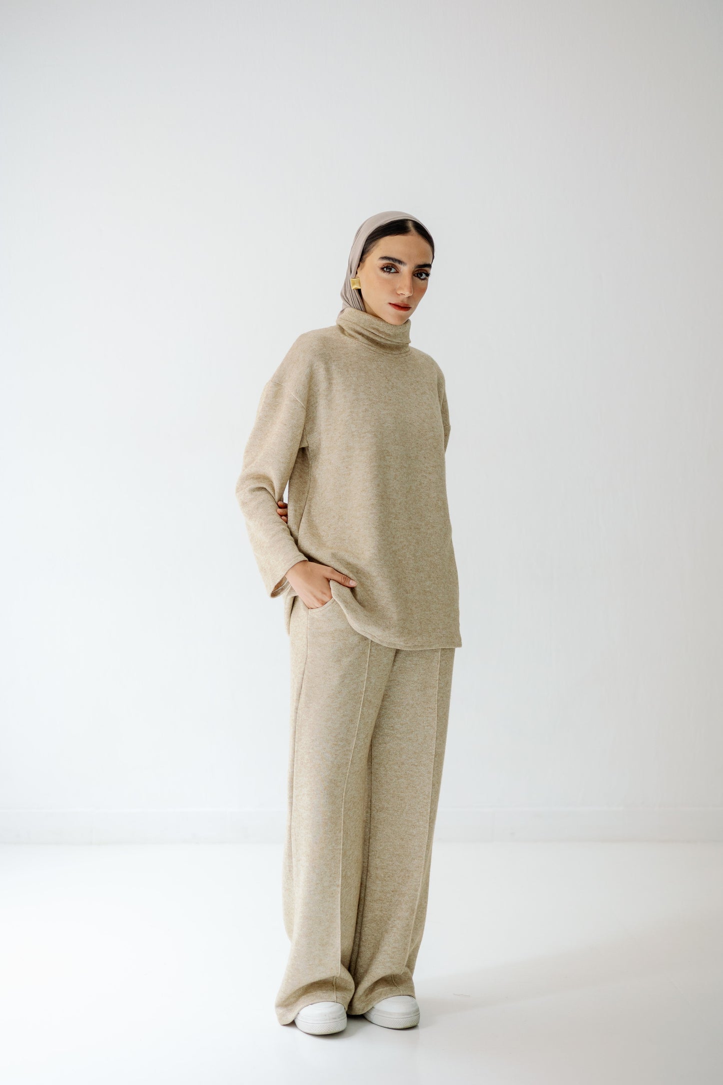 Chill & Glow Set In beige