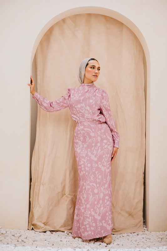 Princess glam set in blush