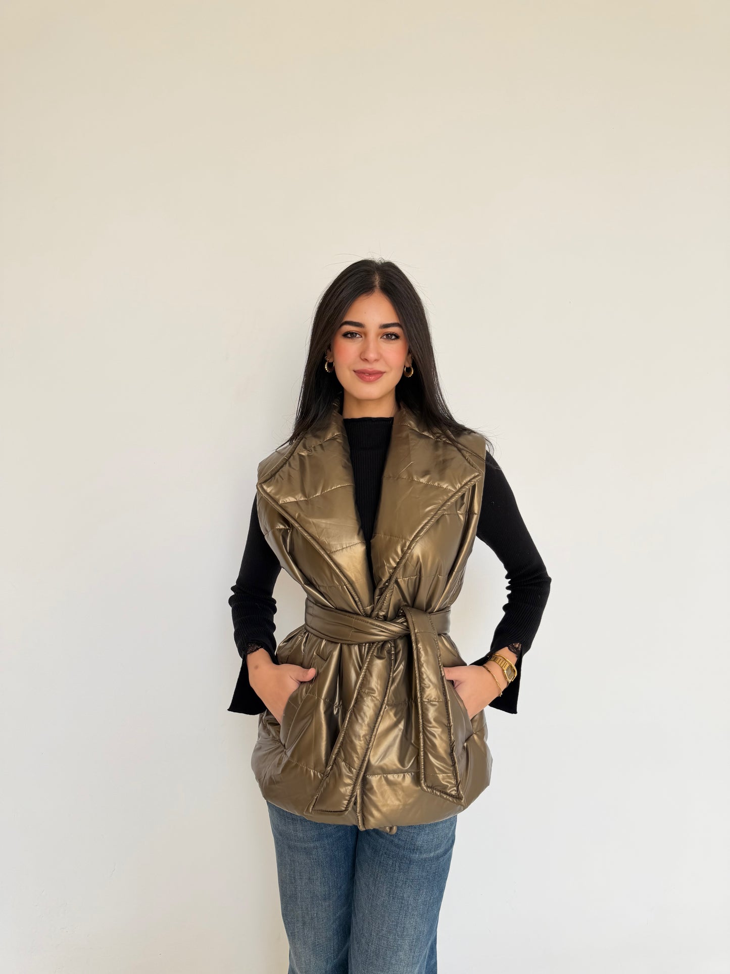 Puffer vest in gold