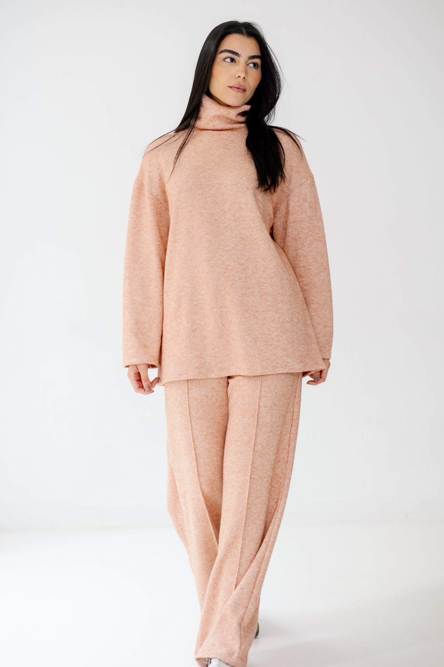 Chill & Glow Set in Peach