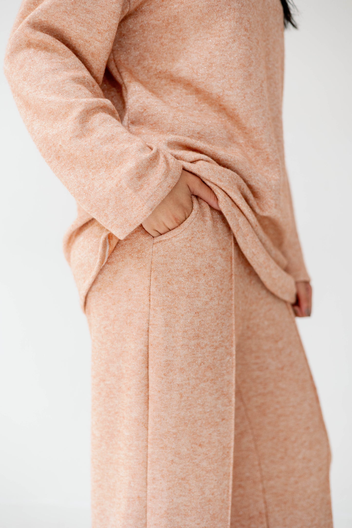 Chill & Glow Set in Peach