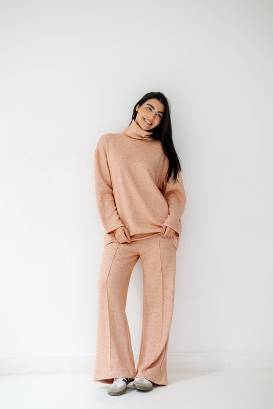 Chill & Glow Set in Peach