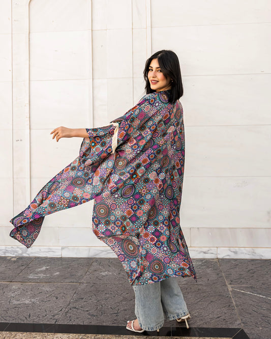 Arabesque kimono