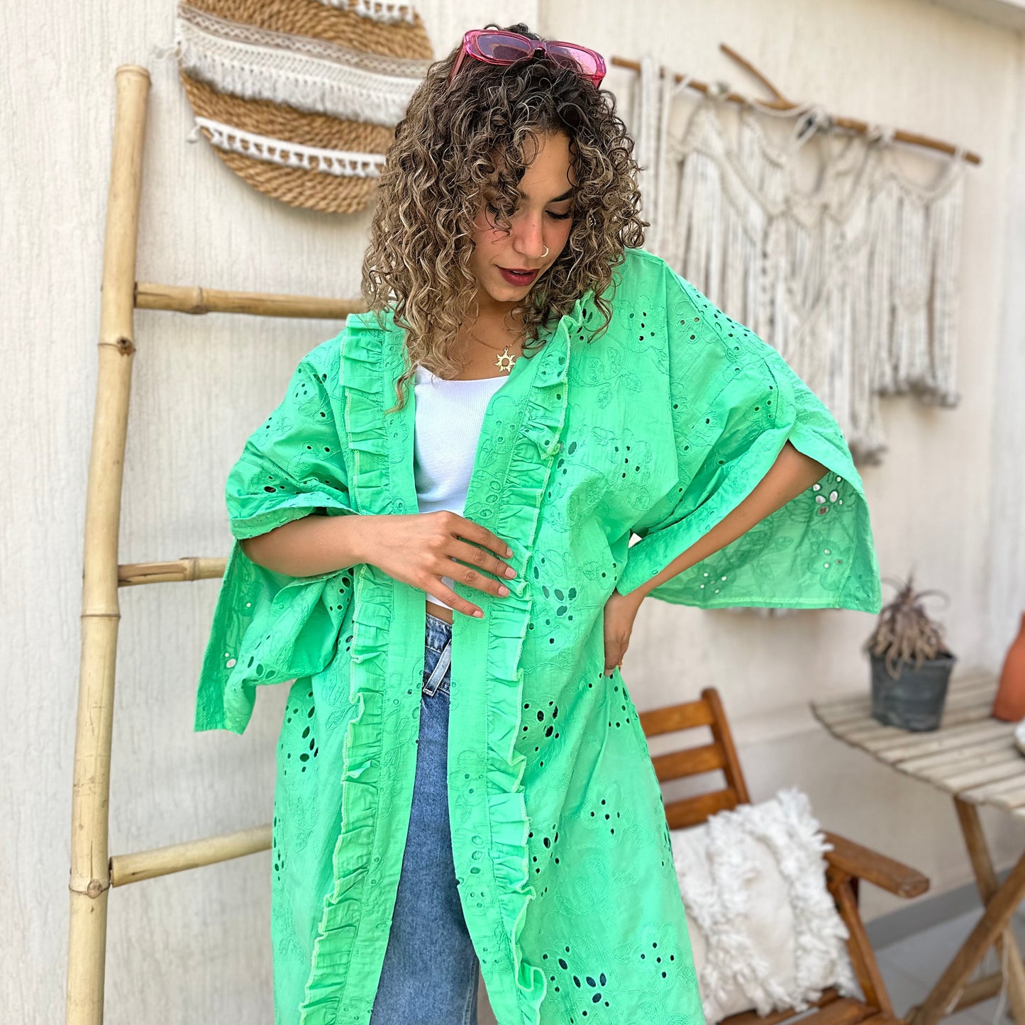 Embroidery kimono in green