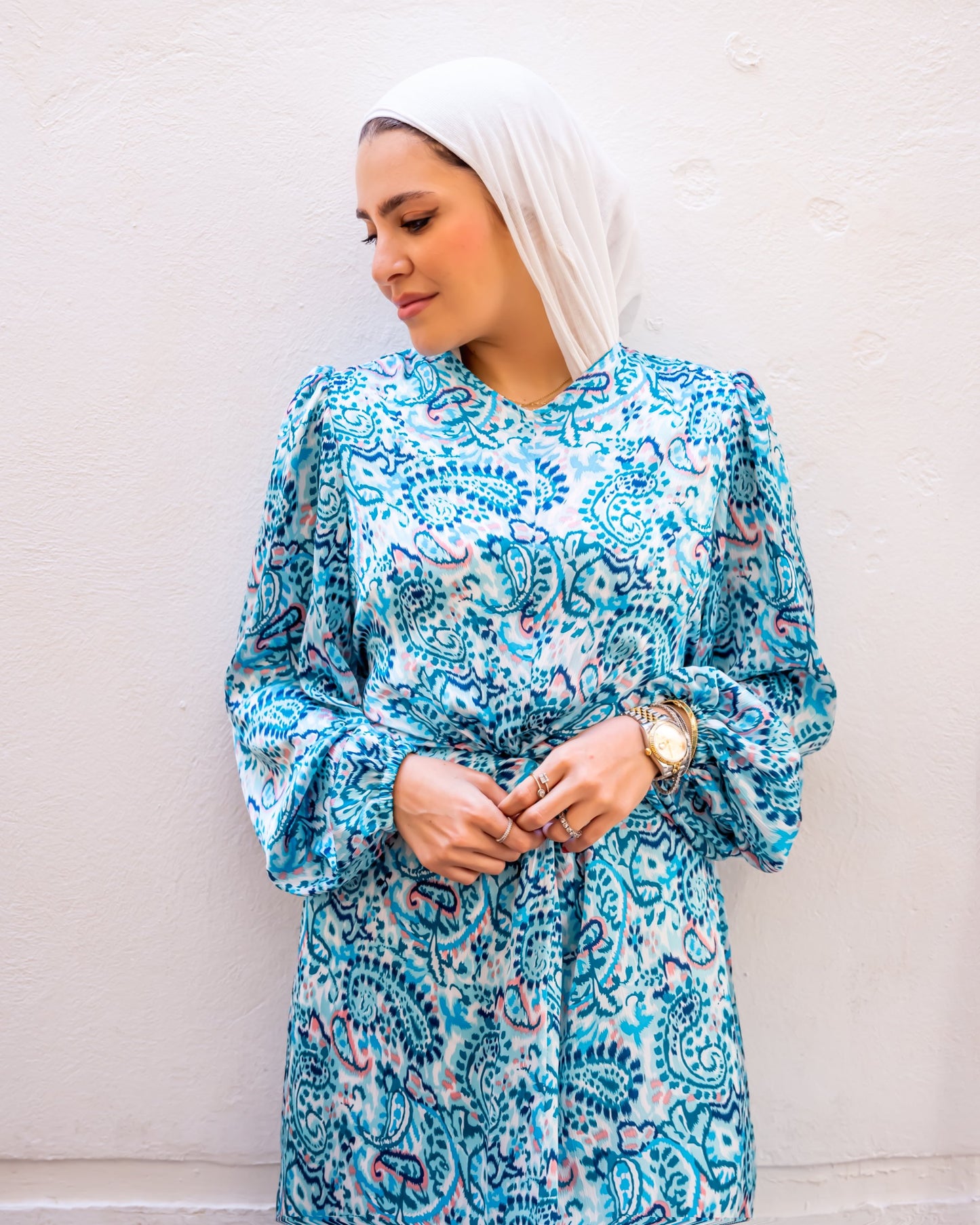 Knotted paisley dress in baby blue