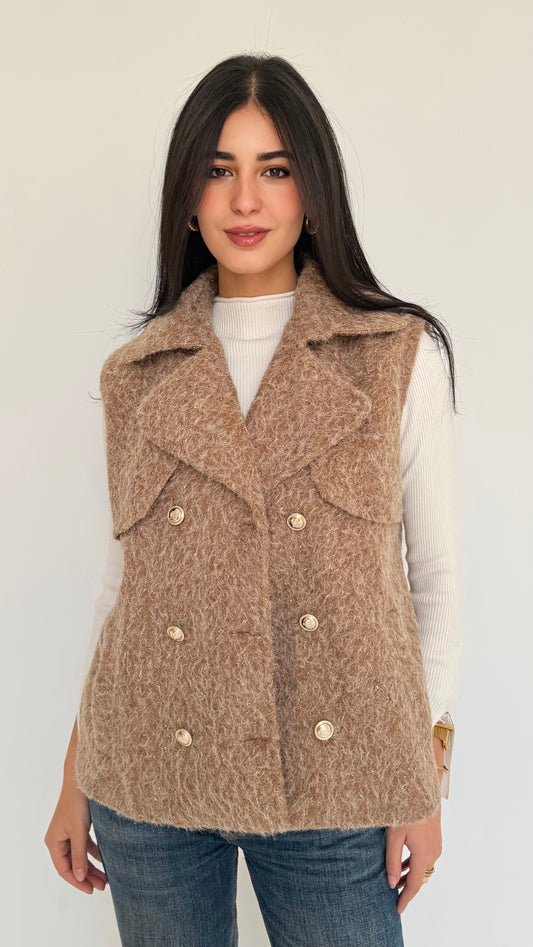 Winter statement in caramel